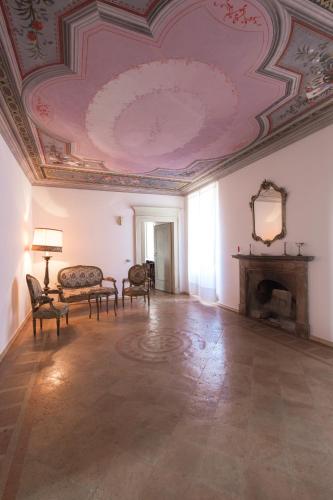 Palazzo Polini-Fioretti Apartment – Photos 3