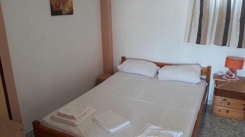 Katil atau katil-katil dalam bilik di Ambeles Apartments