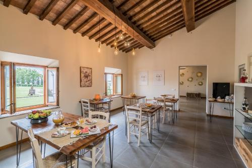 ห้องอาหารหรือที่รับประทานอาหารของ Agriturismo Streda Wine & Country Holiday
