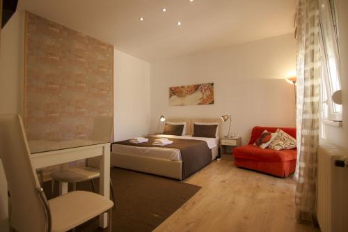 Apartment Drama Center