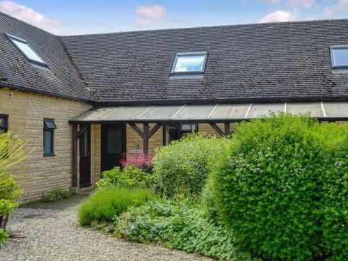 The building where the vacation home is located 