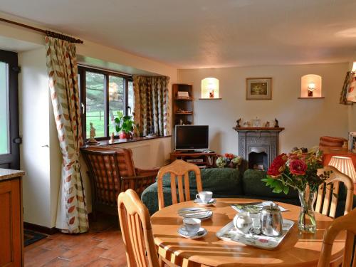 A restaurant or other place to eat at The Linhay 