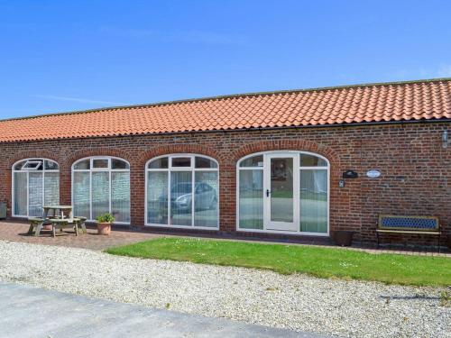 The building where the vacation home is located 