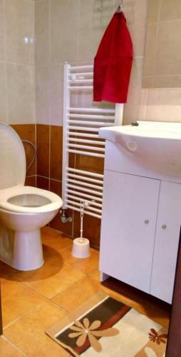 Gallery image of Apartmánový dom RED in Podhájska