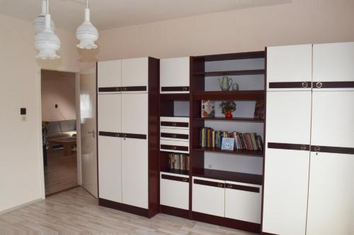 Kuchyň nebo kuchyňský kout v ubytování Relax apartman