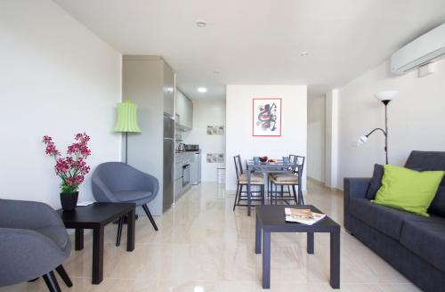 R&E apartments