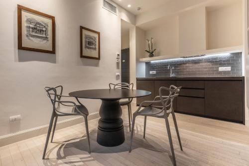 Mysuiteshome Apartments photo 64