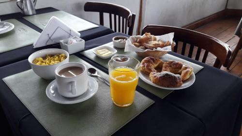 
Breakfast options available to guests at Estancia Laguna Vitel
