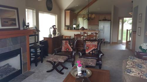 Imagem da galeria de Running Y Ranch Townhouse em Klamath Falls
