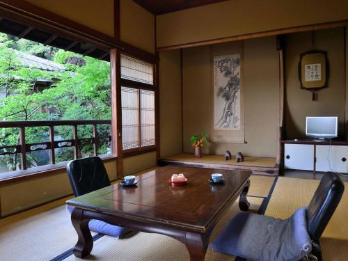 Dining area sa ryokan na ito