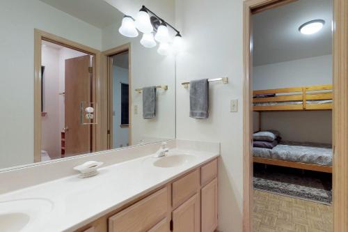 Lynx Cabin – Photos 3
