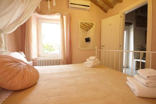 Postel nebo postele na pokoji v ubytování Villa Tamara Country & Spa Suites
