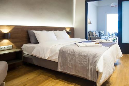 Krevet ili kreveti u jedinici u okviru objekta TONI'S Charming Apartment 2BD, close Thisseo Metro