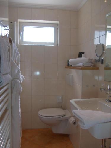Gallery image of Hotel Garni Rheinpracht in Kamp-Bornhofen
