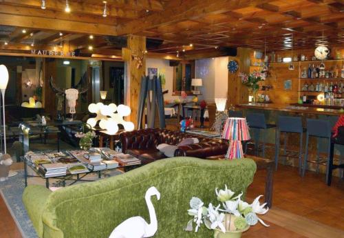 Nápoje v ubytování Mauberme Mountain Boutique Hotel