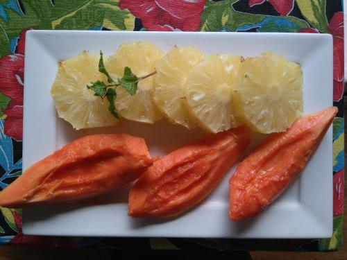 Makanan di atau berdekatan apartmen