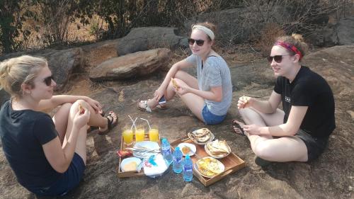 Minuman di Cassia Udawalawe