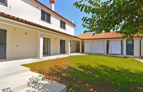 House Kazali 1749