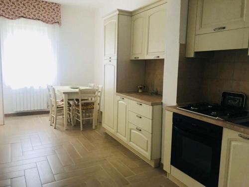 Η κουζίνα ή μικρή κουζίνα στο Residence Villa Gioia