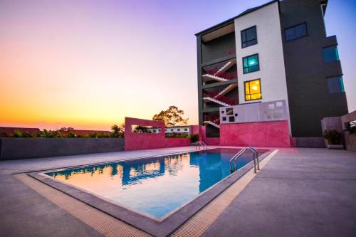 Πισίνα στο ή κοντά στο Comet Hotel Surat Thani