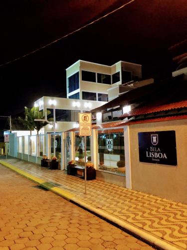 Bangunan di mana terletaknya rumah tamu ini