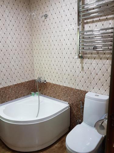 Bilik mandi di Hotel Villa