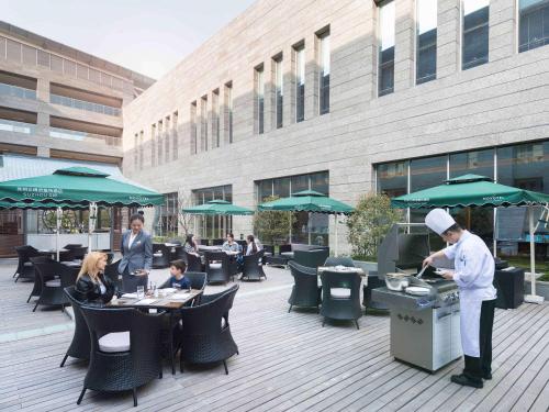 Tetamu yang menginap di NOVOTEL Jinji Lake Suzhou SIP