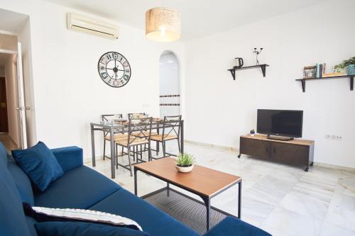 Froilan city walls by Valcambre