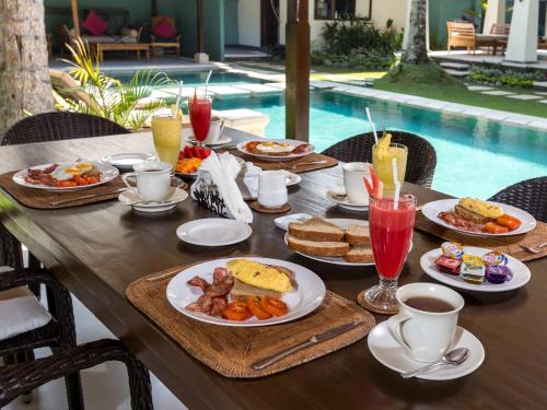 Mad i villaen eller i nærheden