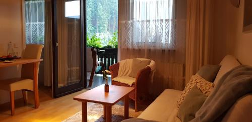 Afbeelding uit fotogalerij van Gasthaus Ratsstüble Garni in Simonswald