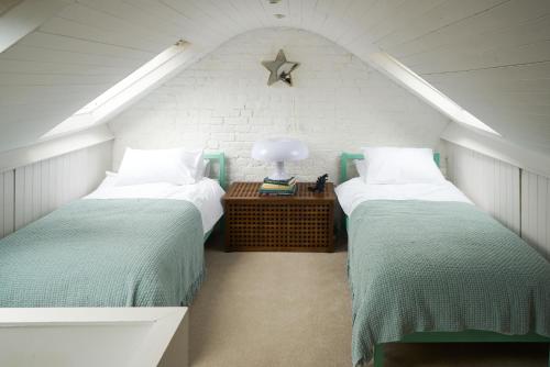 Photo de la galerie de l'établissement Lovely 4 bed house 200m from the beach, à Brighton et Hove