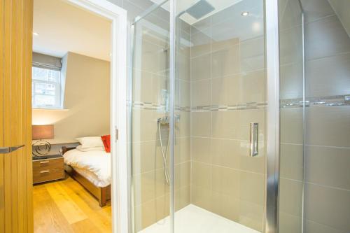حمام في The Escalier Mews - Bright 3BDR Home