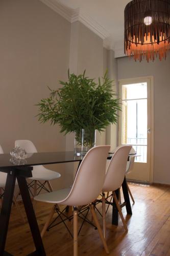 Central luxury apartment at Proxenou Koromila