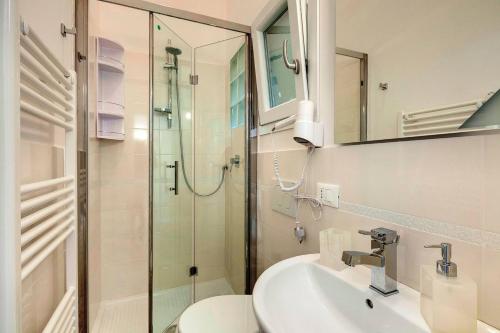 Lilium elegant apartment