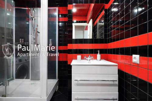 Ванна кімната в PaulMarie Apartments on Lazo