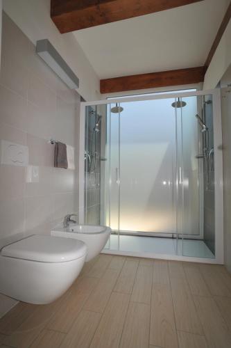 Un baño de My Hotel