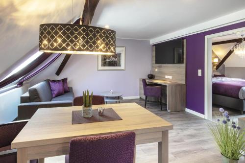 Ruang duduk di Apartmenthaus Burgenheimat in Rhens bei Koblenz