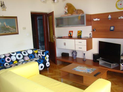 Foto da galeria de Apartments Žgogo em Trogir