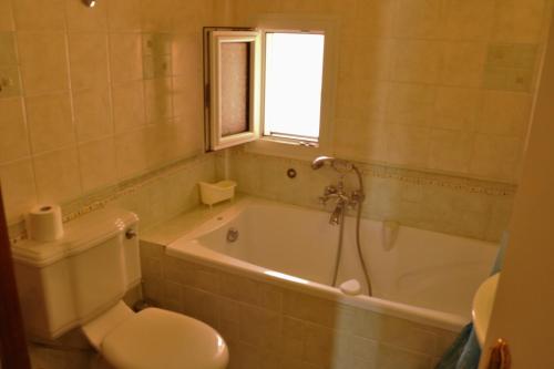 Koupelna v ubytování Mon Repos Two Floor Apartment