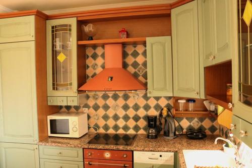 Mon Repos Two Floor Apartment