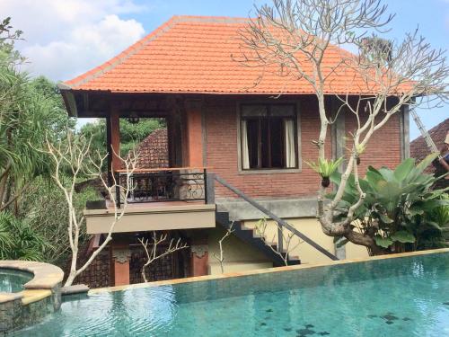 Piscina di Ubud Bungalow o nelle vicinanze