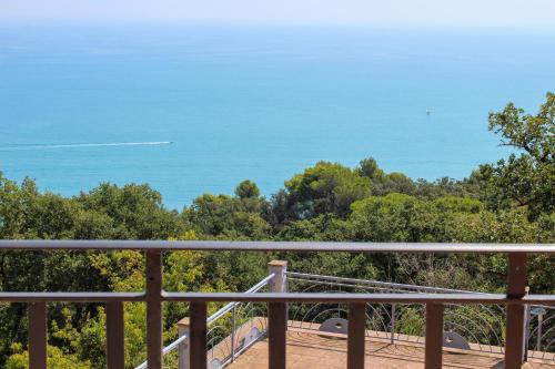 a view of the ocean from a balcony at Casa Teresa Relais in Sirolo