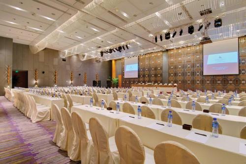 The business area and/or conference room at Marco Polo Parkside, Beijing