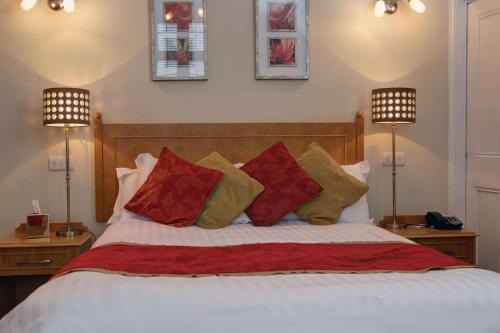 Gallery image of Stoke Rochford Hall in Grantham