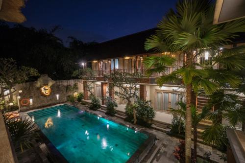 Kolam renang di atau dekat dengan Tetirah Boutique Hotel