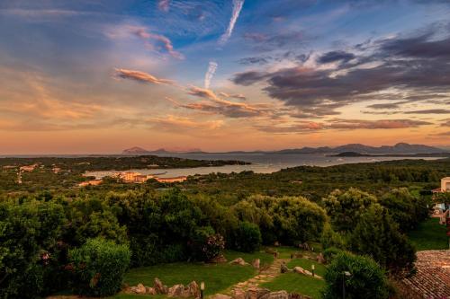 Gallery image of Petra Bianca in Porto Cervo