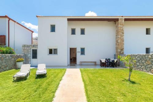 Το κτήριο όπου στεγάζεται  η παραθεριστική κατοικία