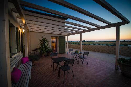 Ein Balkon oder eine Terrasse in der Unterkunft Podere Zampiera Vecchia