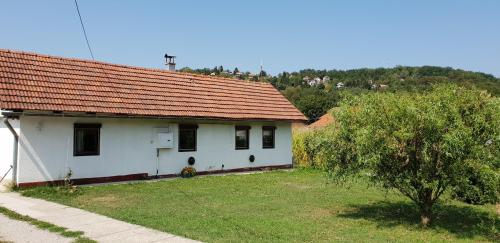 Fotografie z fotogalerie ubytování Holiday home Pustodol v destinaci Donja Stubica
