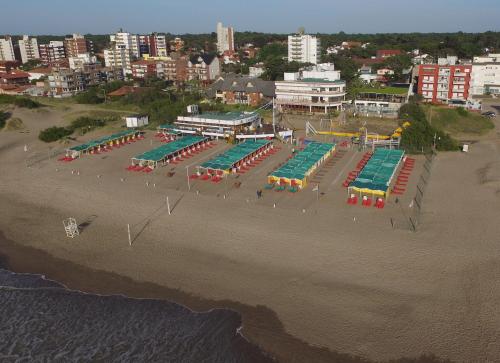 Galeriebild der Unterkunft Complejo Turístico CapArcona in Villa Gesell